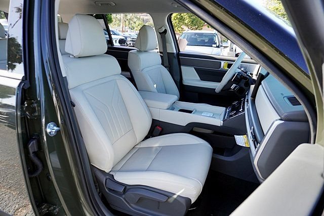 New 2026 Hyundai Santa Fe SEL FWD image 15