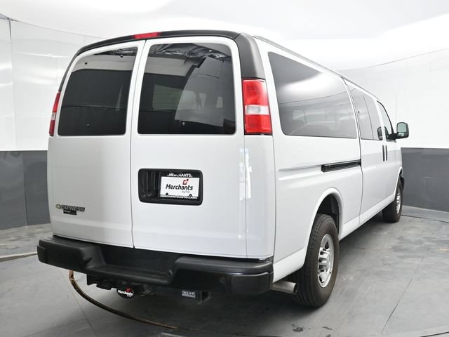 Used 2024 Chevrolet Express 3500 LS RWD image 6