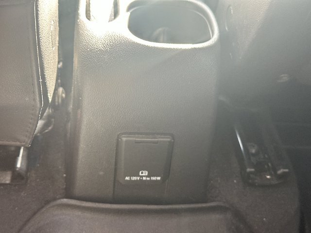 Used 2020 Chevrolet Trax LT w/ LT Convenience Package FWD image 31