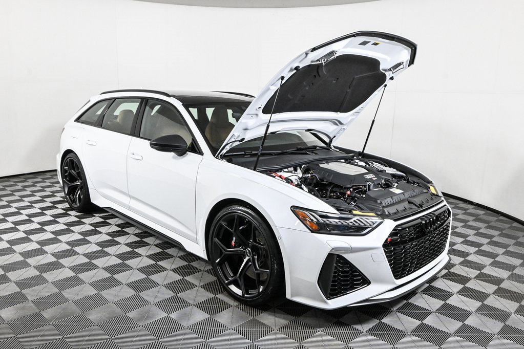 New 2025 Audi RS 6 performance image 36