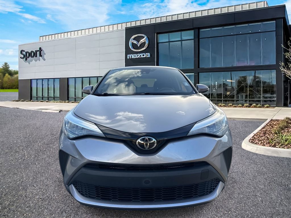 Used 2020 Toyota C-HR XLE image 9