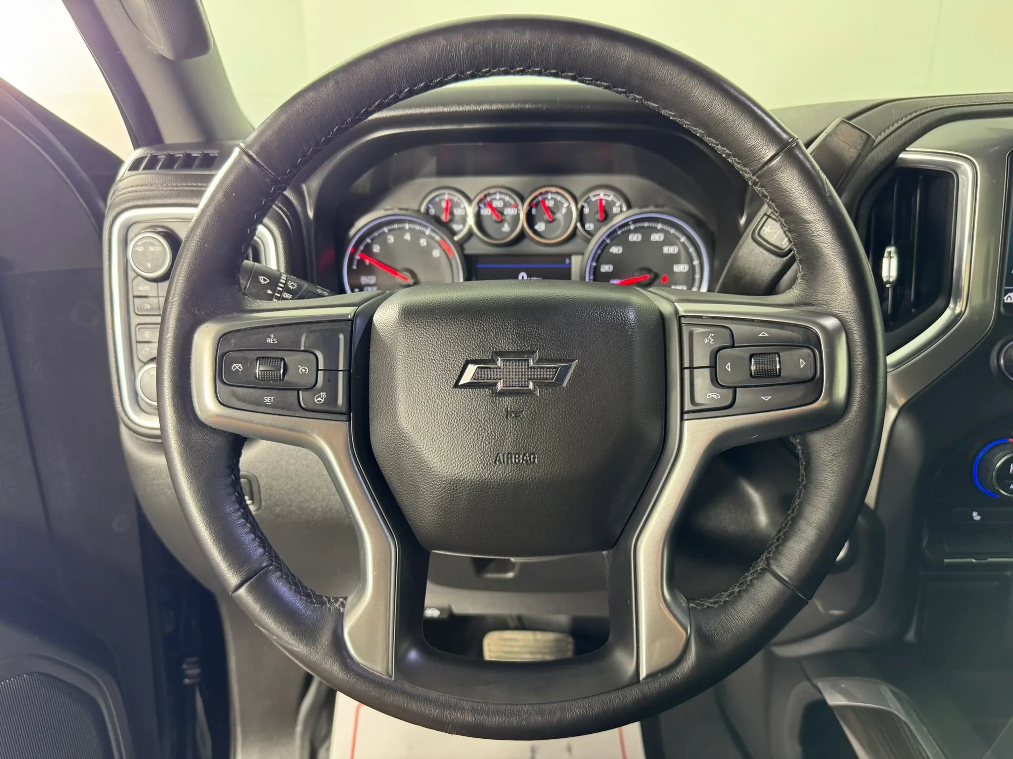 Used 2021 Chevrolet Silverado 1500 LT Trail Boss AWD/4WD image 13