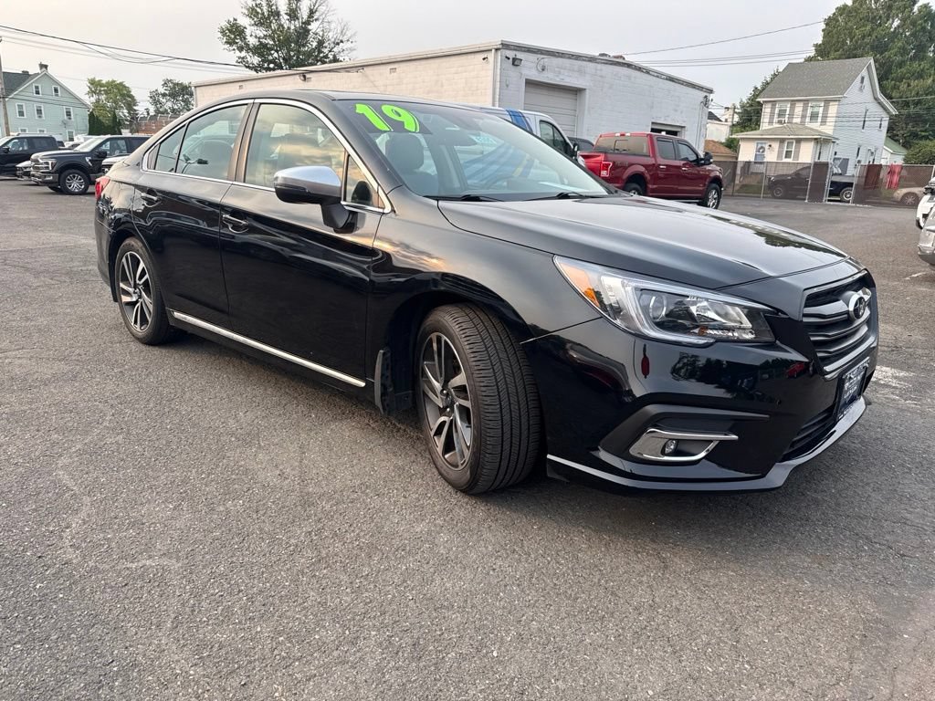 Used 2019 Subaru Legacy 2.5i Sport AWD/4WD image 3