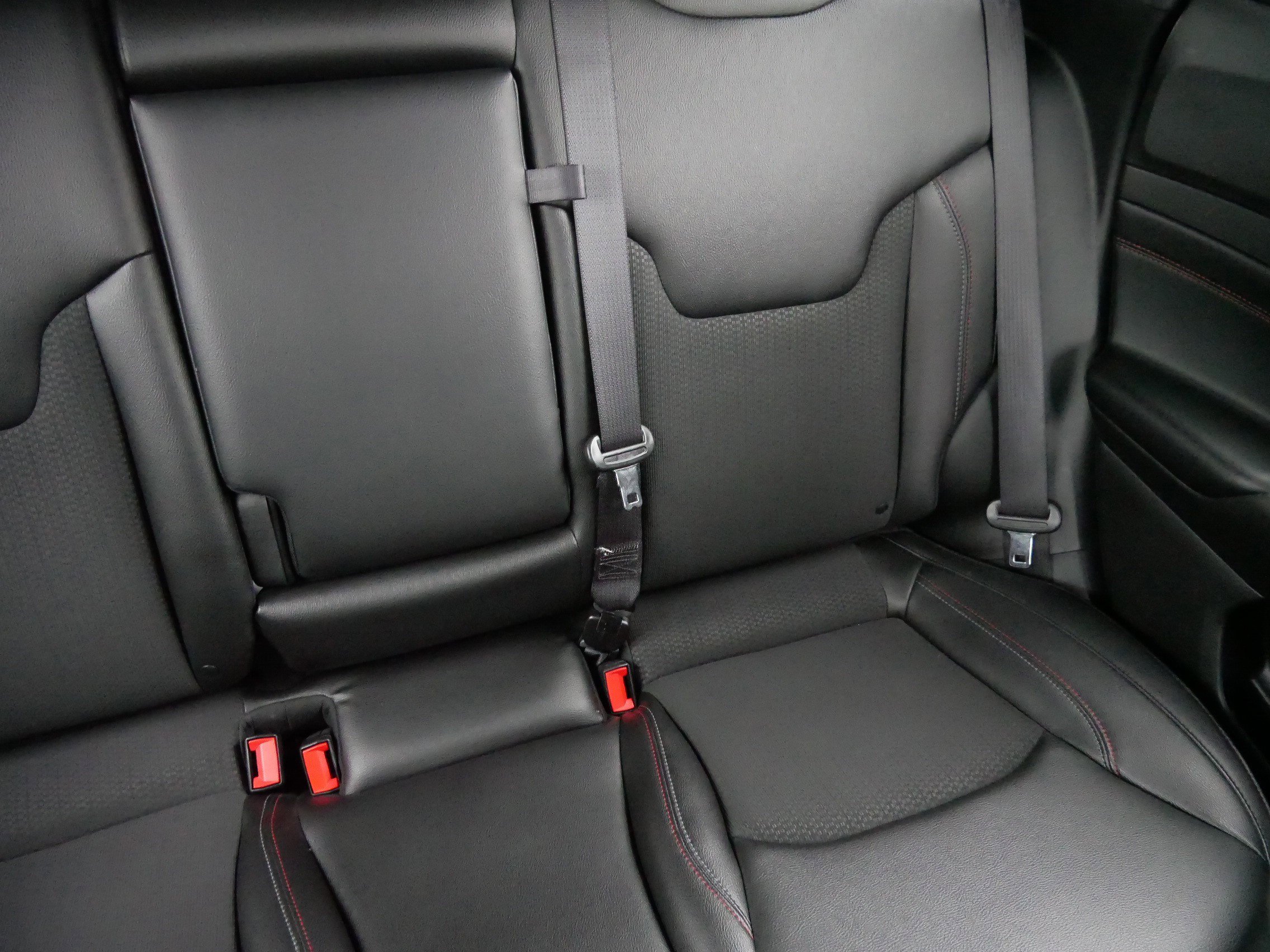 Used 2024 Jeep Compass Trailhawk image 14