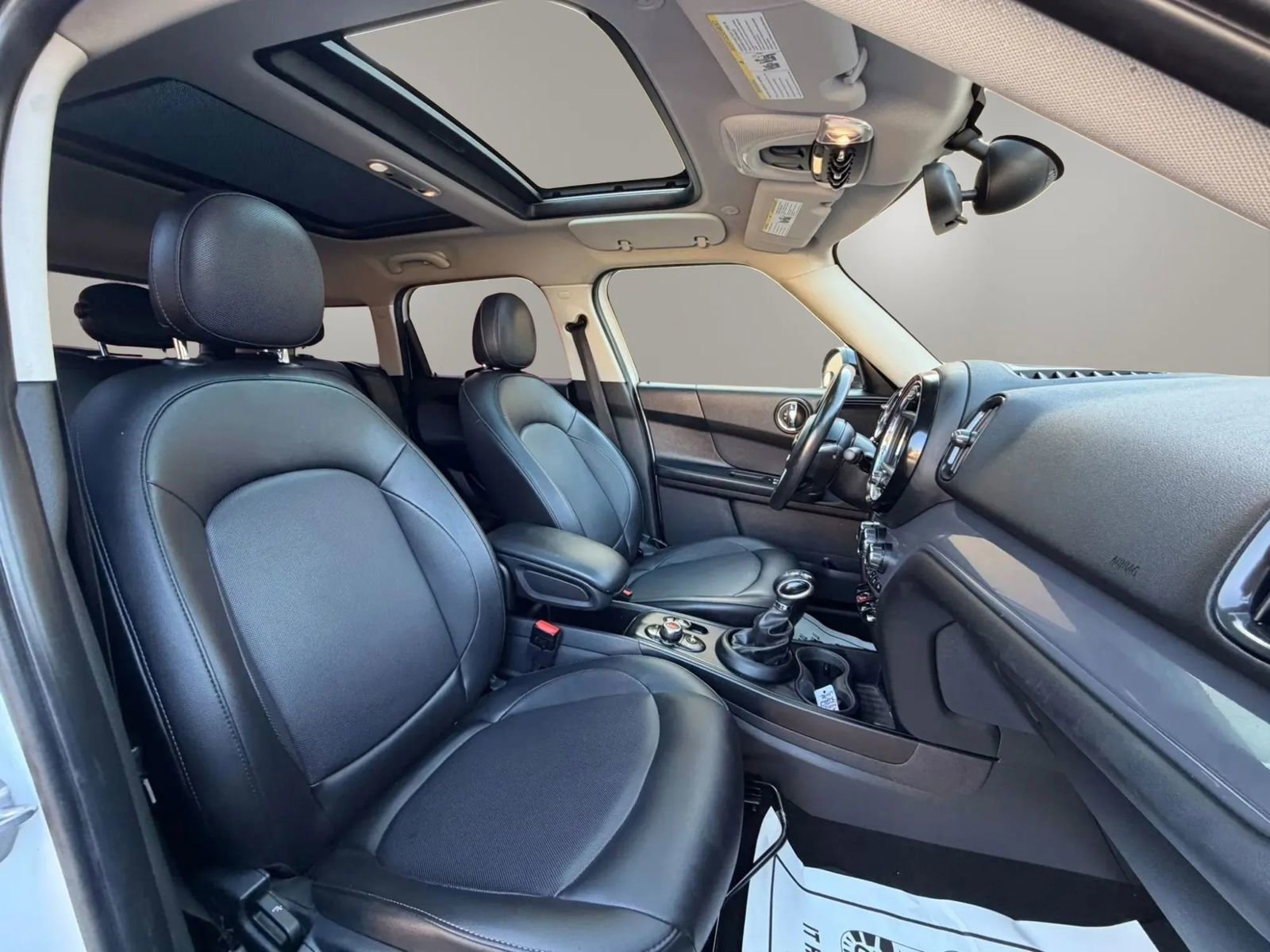 Used 2018 MINI Cooper Countryman FWD image 17