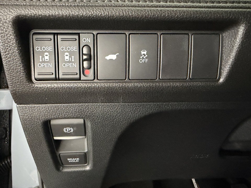 Used 2025 Honda Odyssey Sport-L image 24