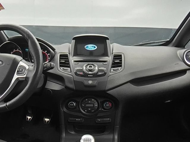 Used 2018 Ford Fiesta ST FWD image 22