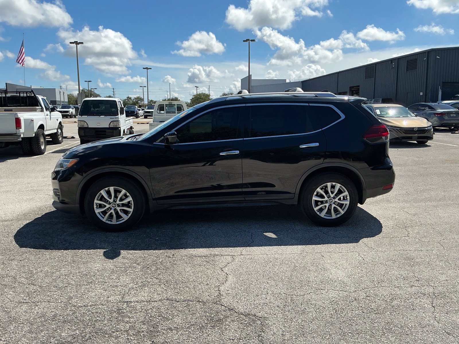 Certified 2020 Nissan Rogue S w/ Special Edition Package FWD image 5