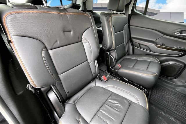 Used 2023 GMC Acadia AT4 w/ Technology Package image 27