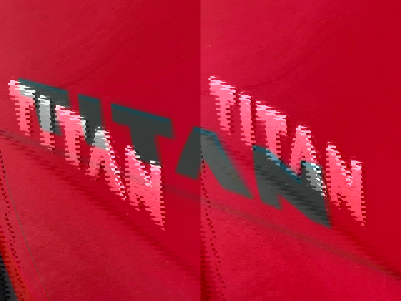 Certified 2024 Nissan Titan SV w/ SV Convenience Package image 12