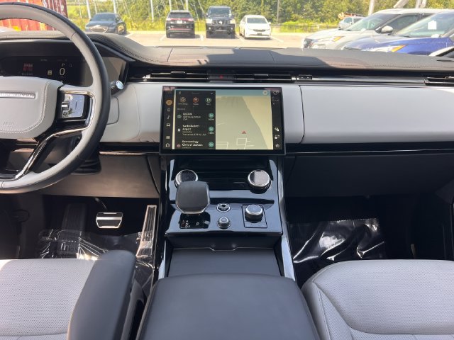 Used 2023 Land Rover Range Rover Sport SE Dynamic AWD/4WD image 15