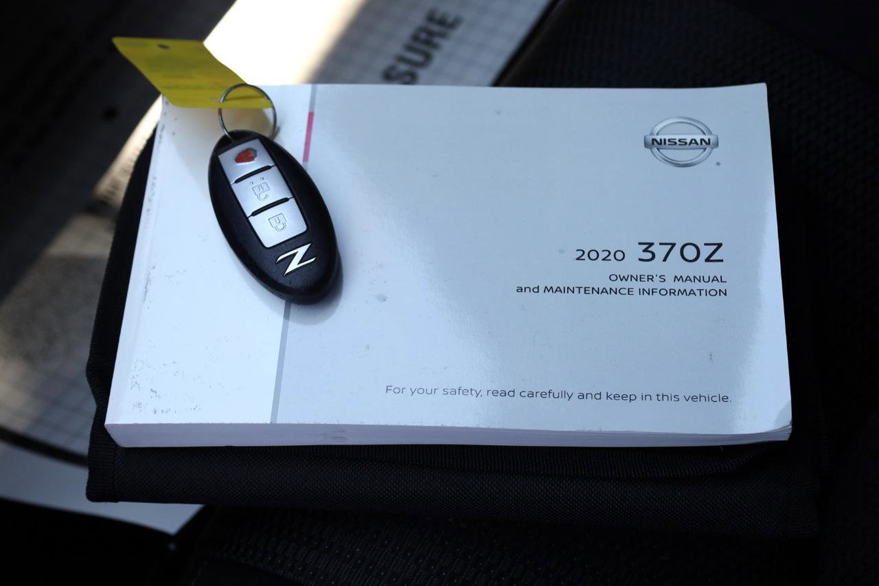 Used 2020 Nissan 370Z Coupe RWD image 14