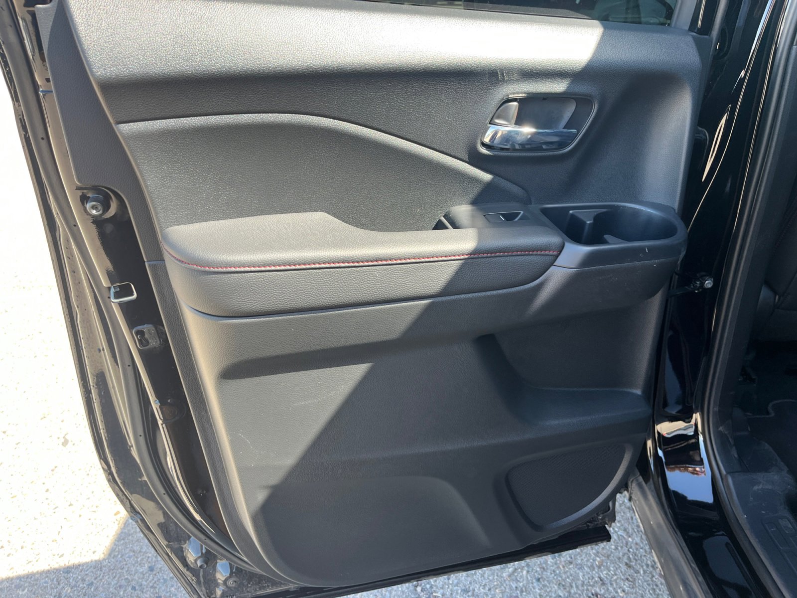 Used 2025 Honda Ridgeline Black Edition image 16