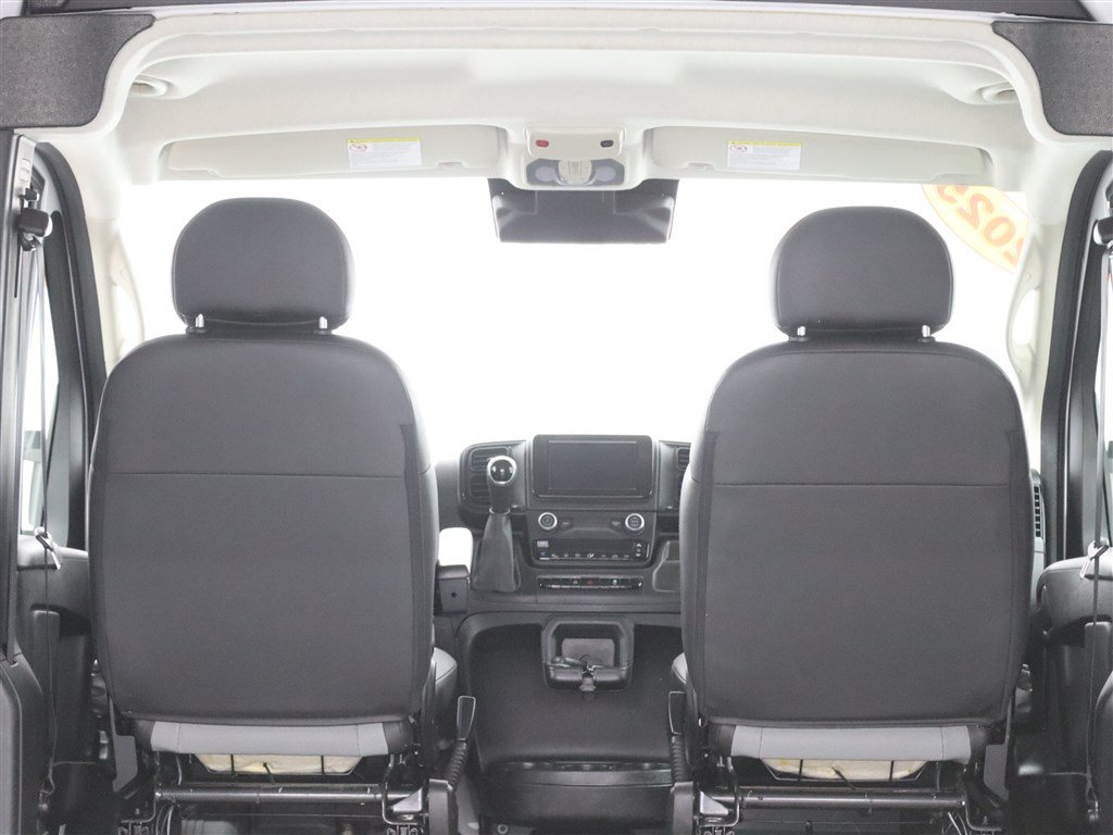 Used 2025 RAM ProMaster 2500 w/ Convenience Group FWD image 11