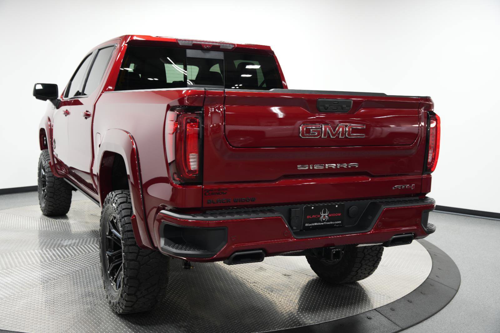 New 2025 GMC Sierra 1500 AT4 w/ AT4 Premium Package image 8