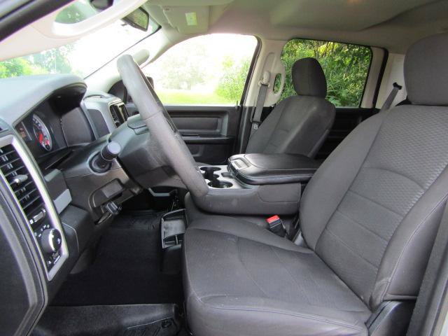 Used 2020 RAM 1500 Express w/ Wheel & Sound Group AWD/4WD image 15