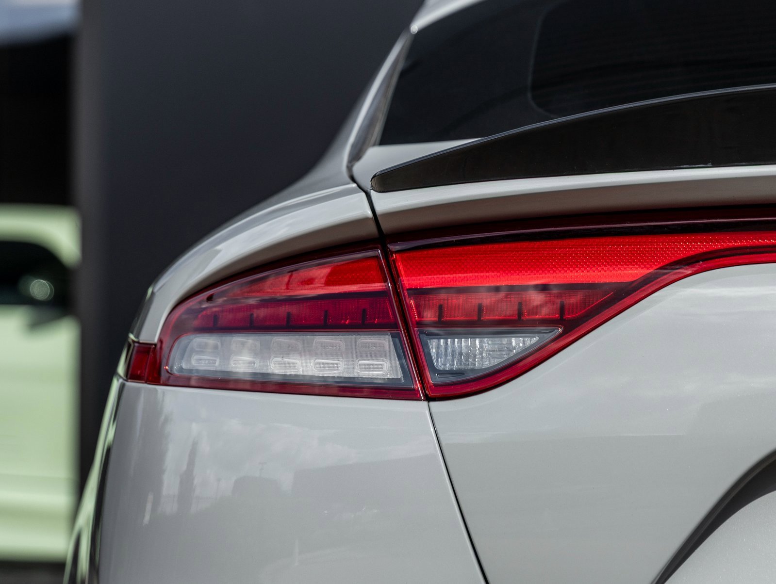 Used 2022 Kia Stinger GT2 image 12