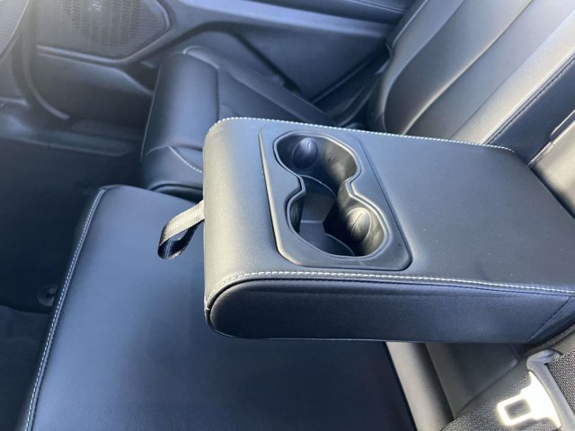 Used 2025 Jeep Grand Cherokee L Limited image 10