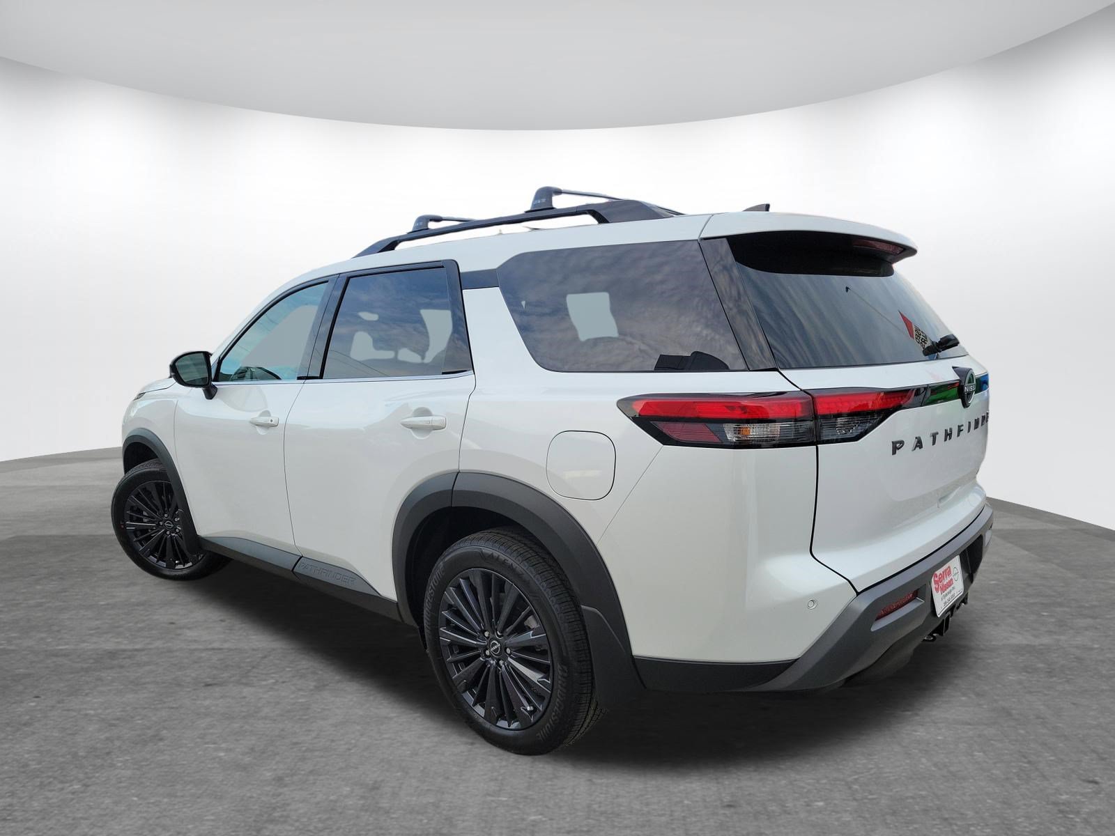 New 2026 Nissan Pathfinder SL FWD image 7