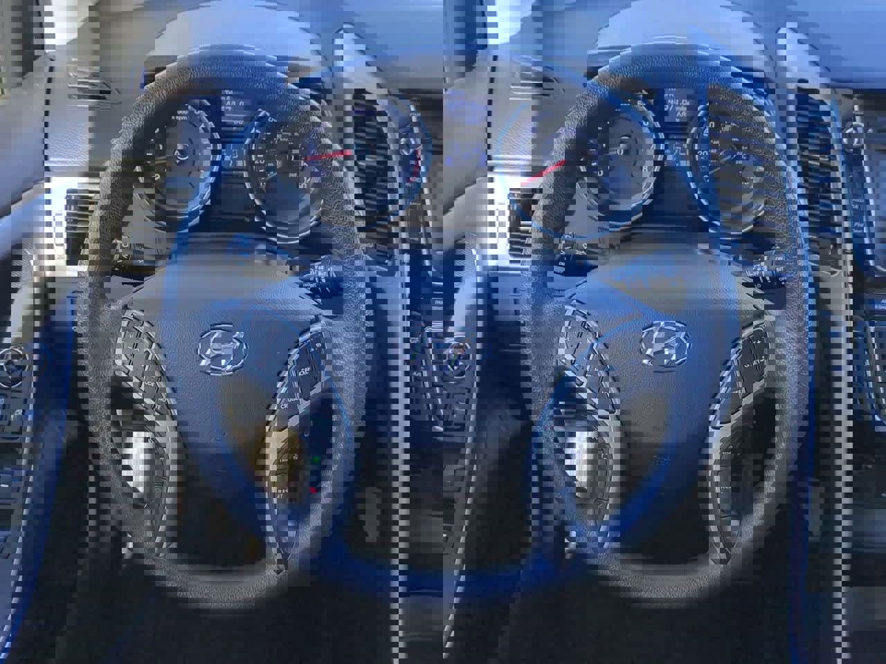 Used 2017 Hyundai Elantra GT image 20