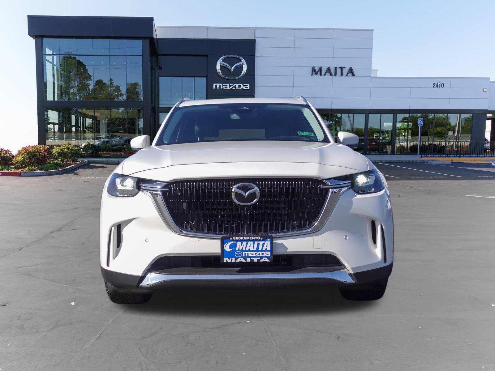 Certified 2024 MAZDA CX-90 Plug-In Hybrid w/ Premium Pkg AWD/4WD image 10