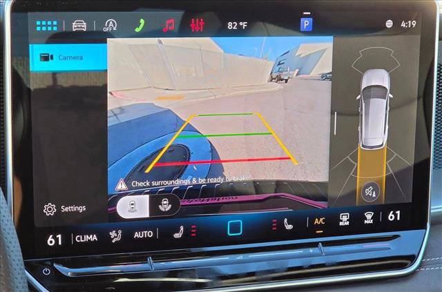 New 2026 Volkswagen Tiguan SE R-Line image 12