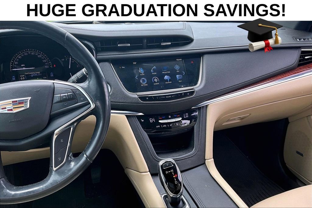 Used 2018 Cadillac XT5 Luxury w/ Driver Awareness Package FWD image 8