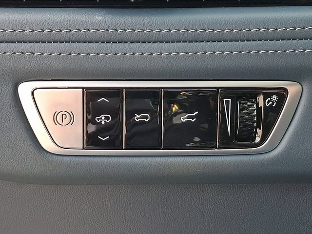 Certified 2025 Cadillac Escalade IQ Sport 2 AWD/4WD image 23