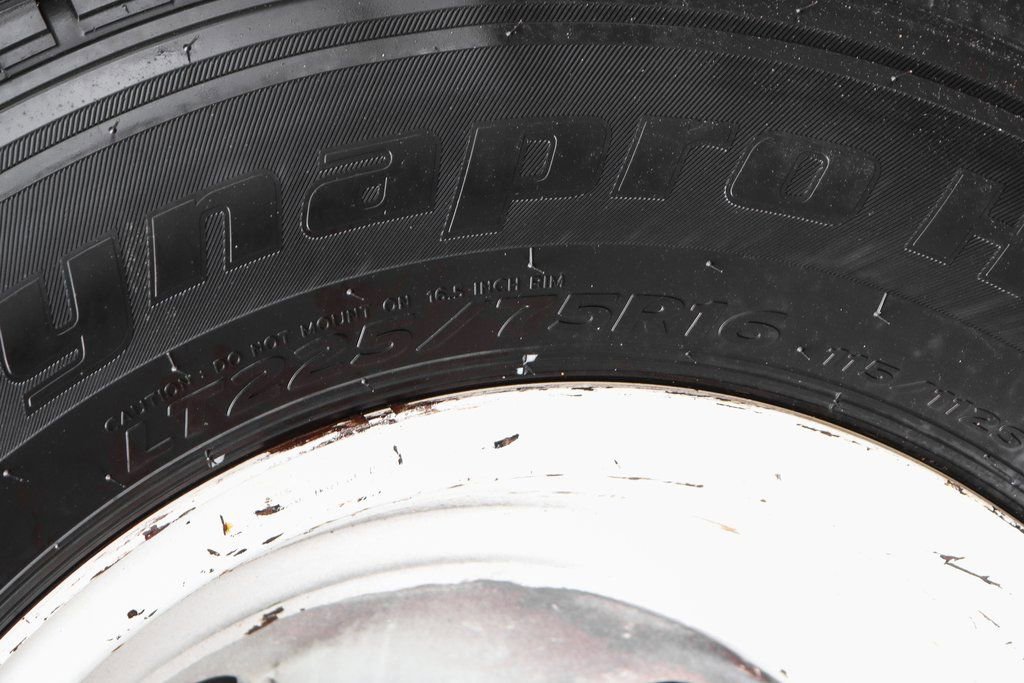 Used 2015 Ford E-450 and Econoline 450 Super Duty w/ Shuttle Bus Prep Package image 32