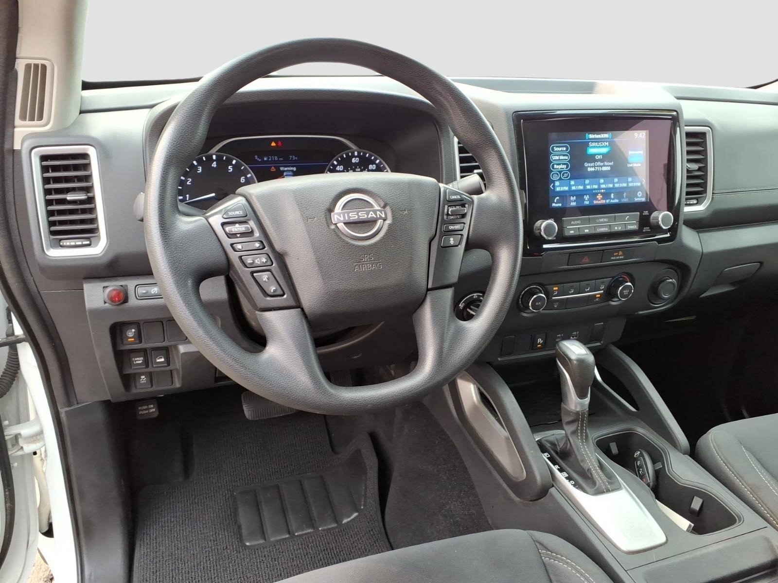 Used 2023 Nissan Frontier SV w/ Technology Package AWD/4WD image 13