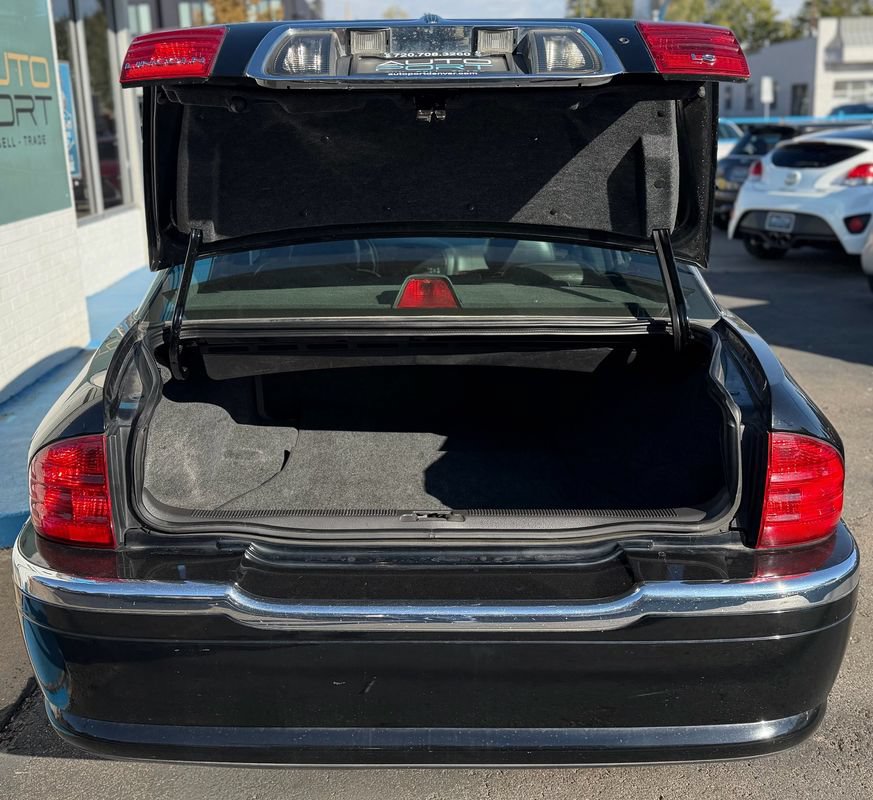 Used 2001 Lincoln LS RWD image 10