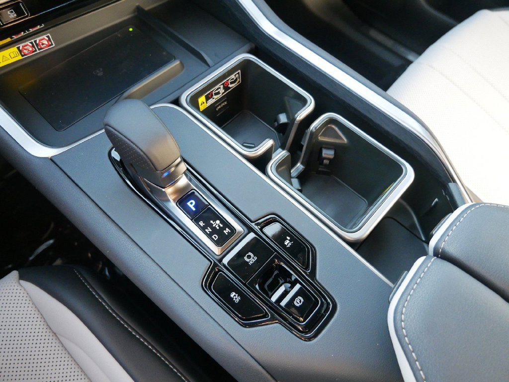 New 2026 Lexus TX 500h AWD w/ Technology Package image 25