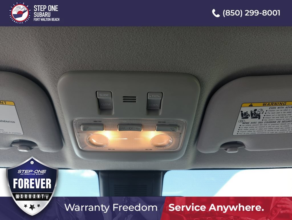 Used 2018 Toyota Prius C FWD image 26