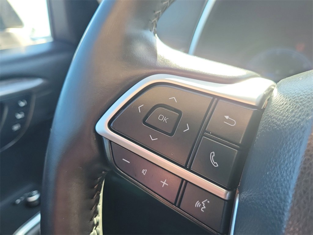 Used 2023 Toyota Highlander Limited image 25