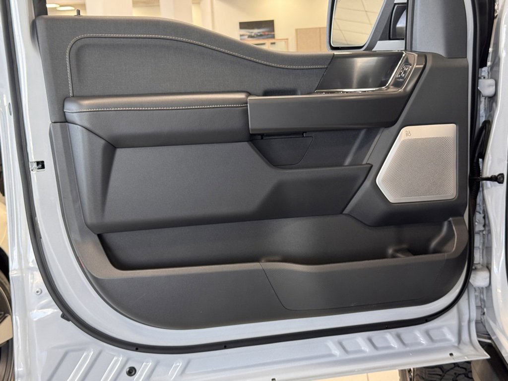 New 2025 Ford F150 Lariat w/ Equipment Group 502A High image 13