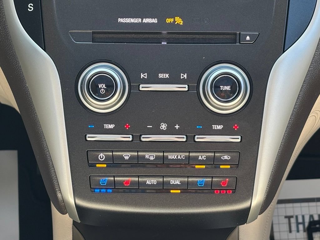 Used 2019 Lincoln MKC Reserve w/ MKC Technology Package FWD image 23