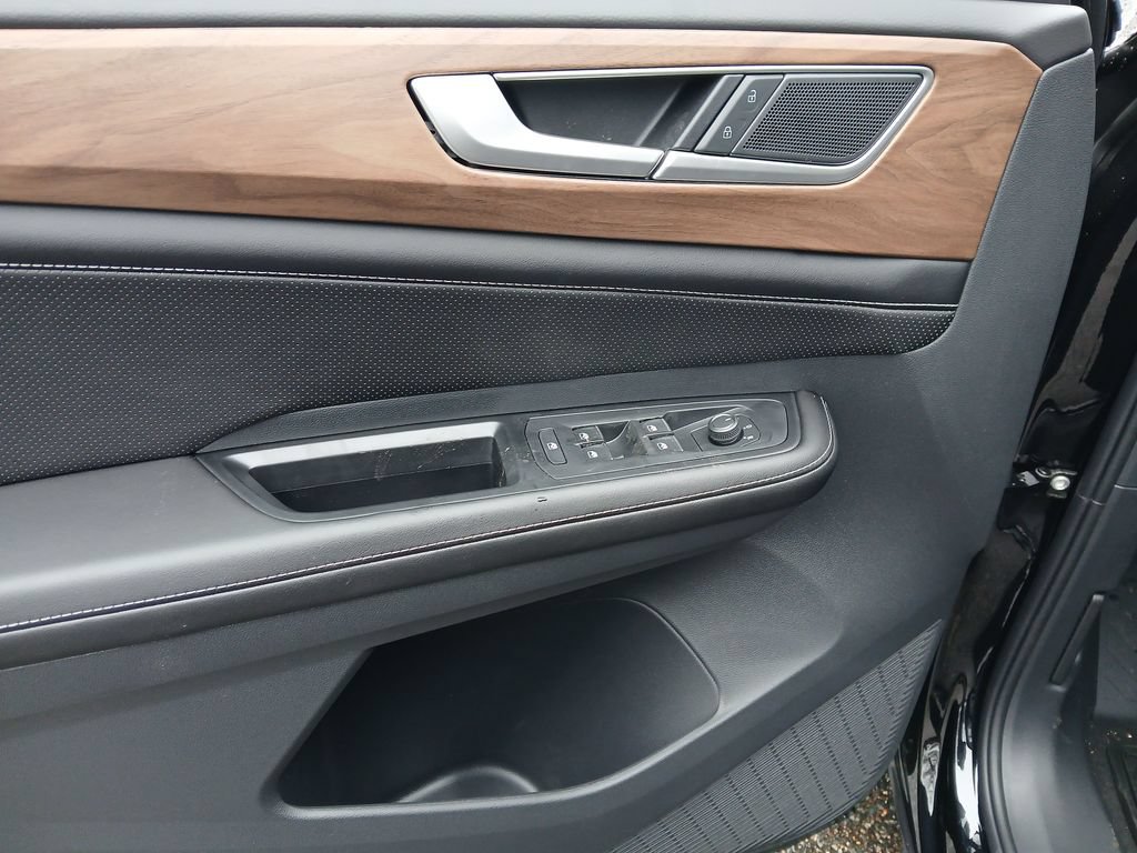 New 2026 Volkswagen Atlas SE FWD image 11