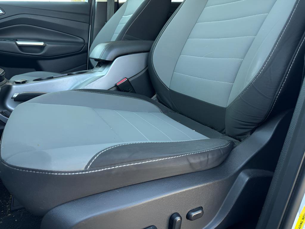 Used 2014 Ford Escape SE image 18