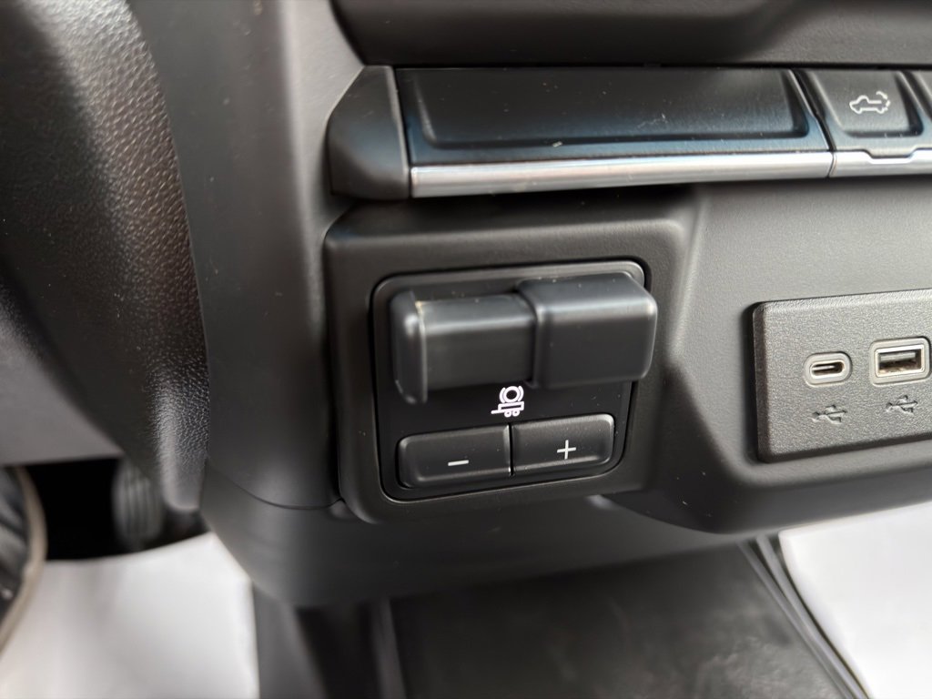 Used 2023 Chevrolet Silverado 2500 W/T w/ WT Fleet Convenience Package image 35