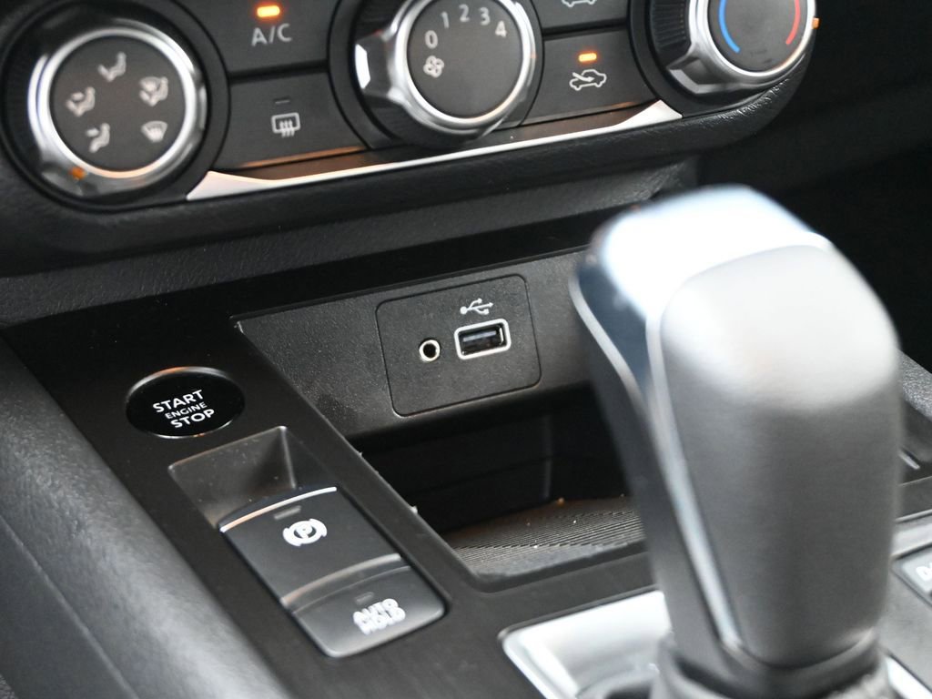 Used 2025 Nissan Kicks S image 18