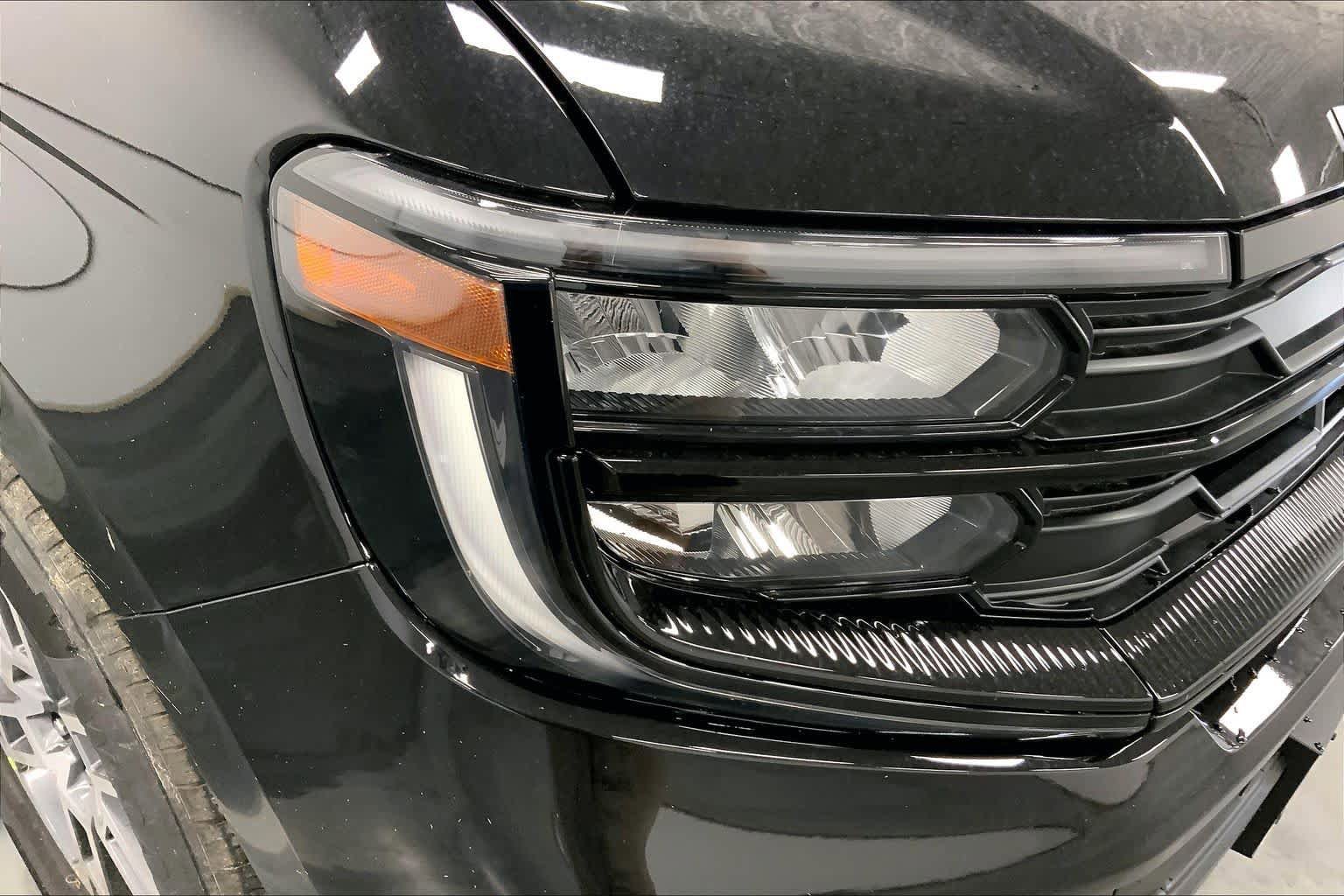 New 2026 Ford Expedition Max Active RWD image 13