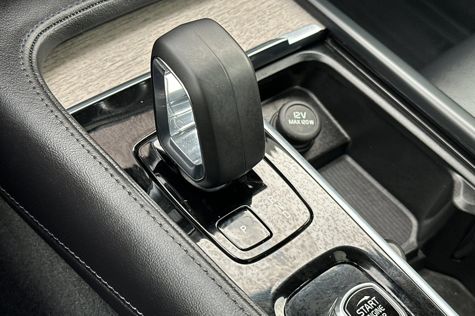 Certified 2023 Volvo S90 B6 Plus w/ Protection Package Premier image 26