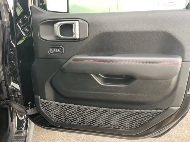 Used 2020 Jeep Gladiator Rubicon AWD/4WD image 13