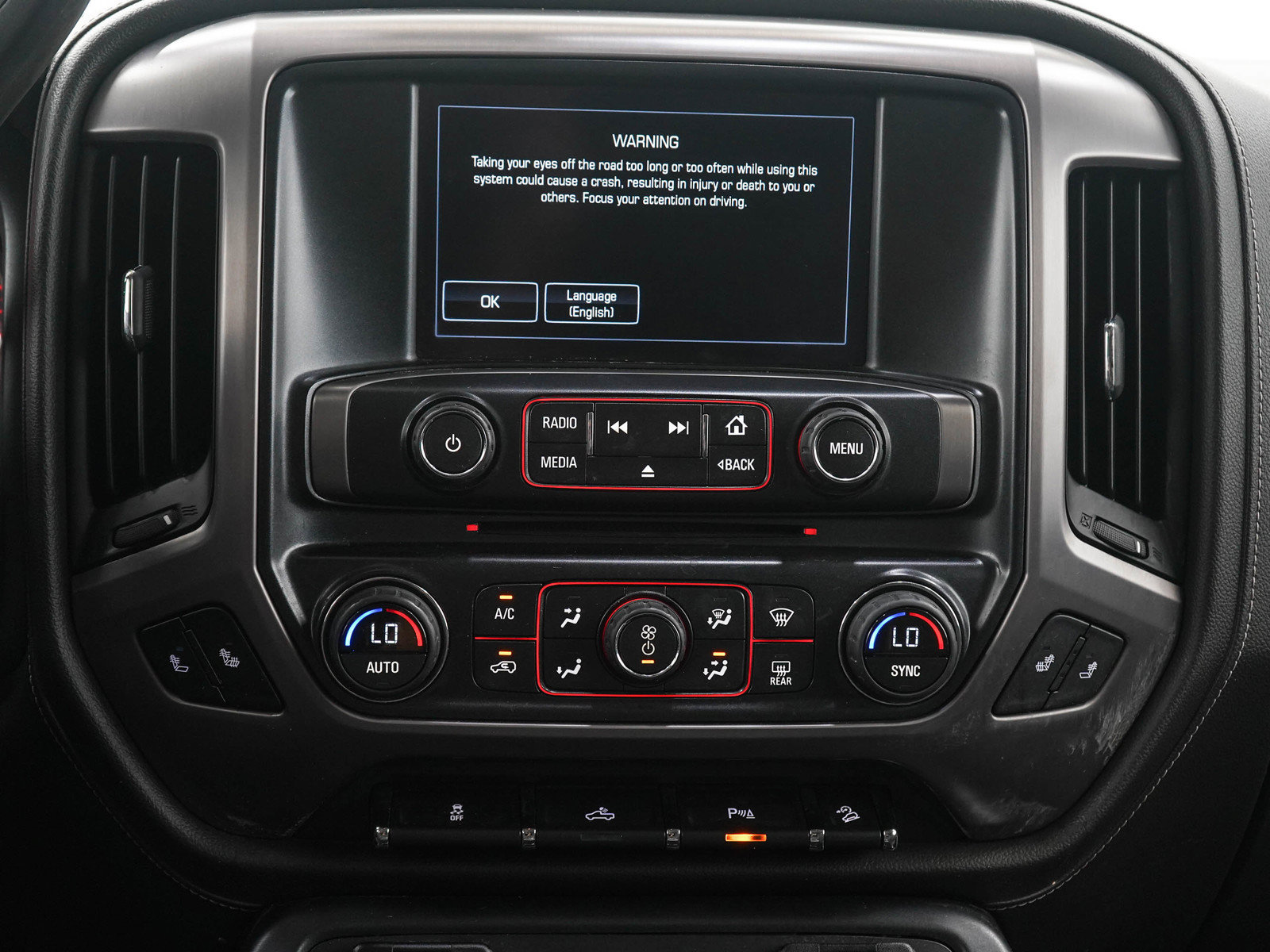 Used 2016 GMC Sierra 1500 SLE w/ All-Terrain Package AWD/4WD image 18