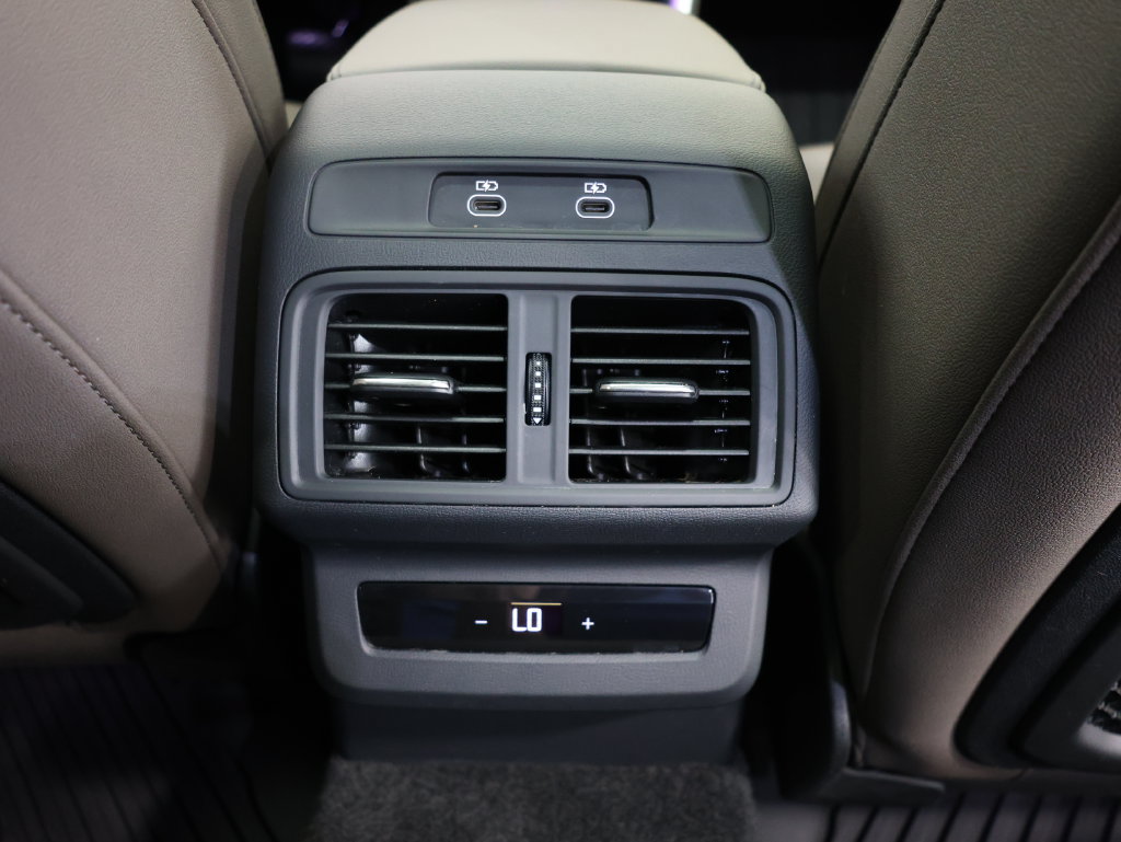 Certified 2025 Audi Q5 Premium Plus w/ Premium Plus AWD/4WD image 25