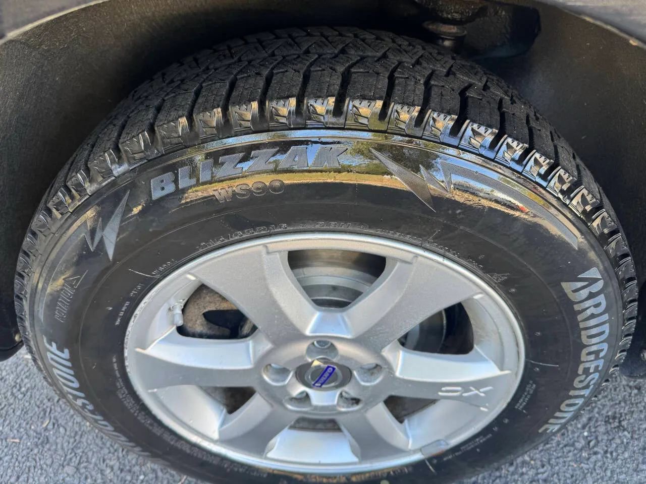 Used 2010 Volvo XC70 3.2 image 34