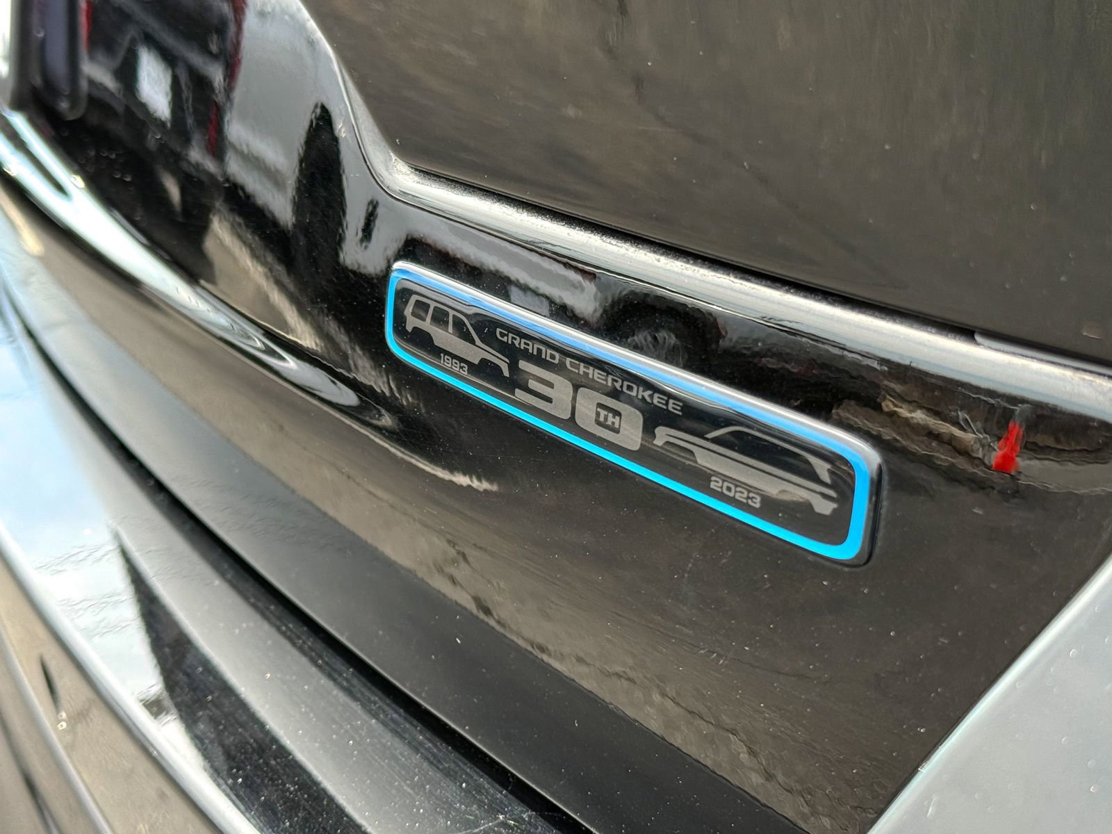 Used 2023 Jeep Grand Cherokee 30th Anniversary image 46