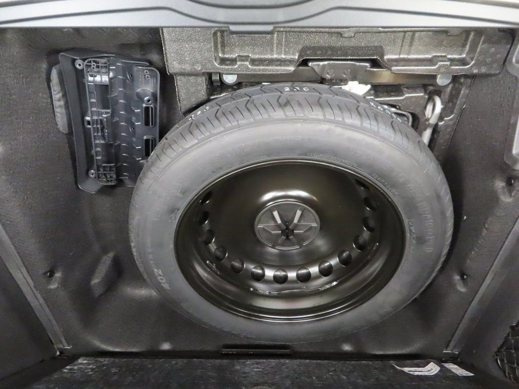 Used 2024 Mercedes-Benz GLE 350 4MATIC image 41