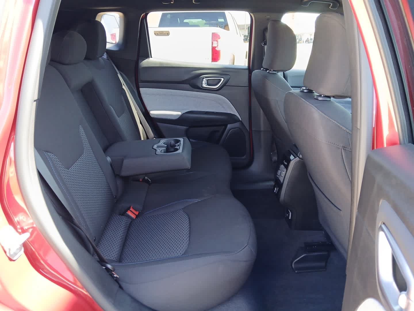 Used 2025 Jeep Compass Sport AWD/4WD image 55
