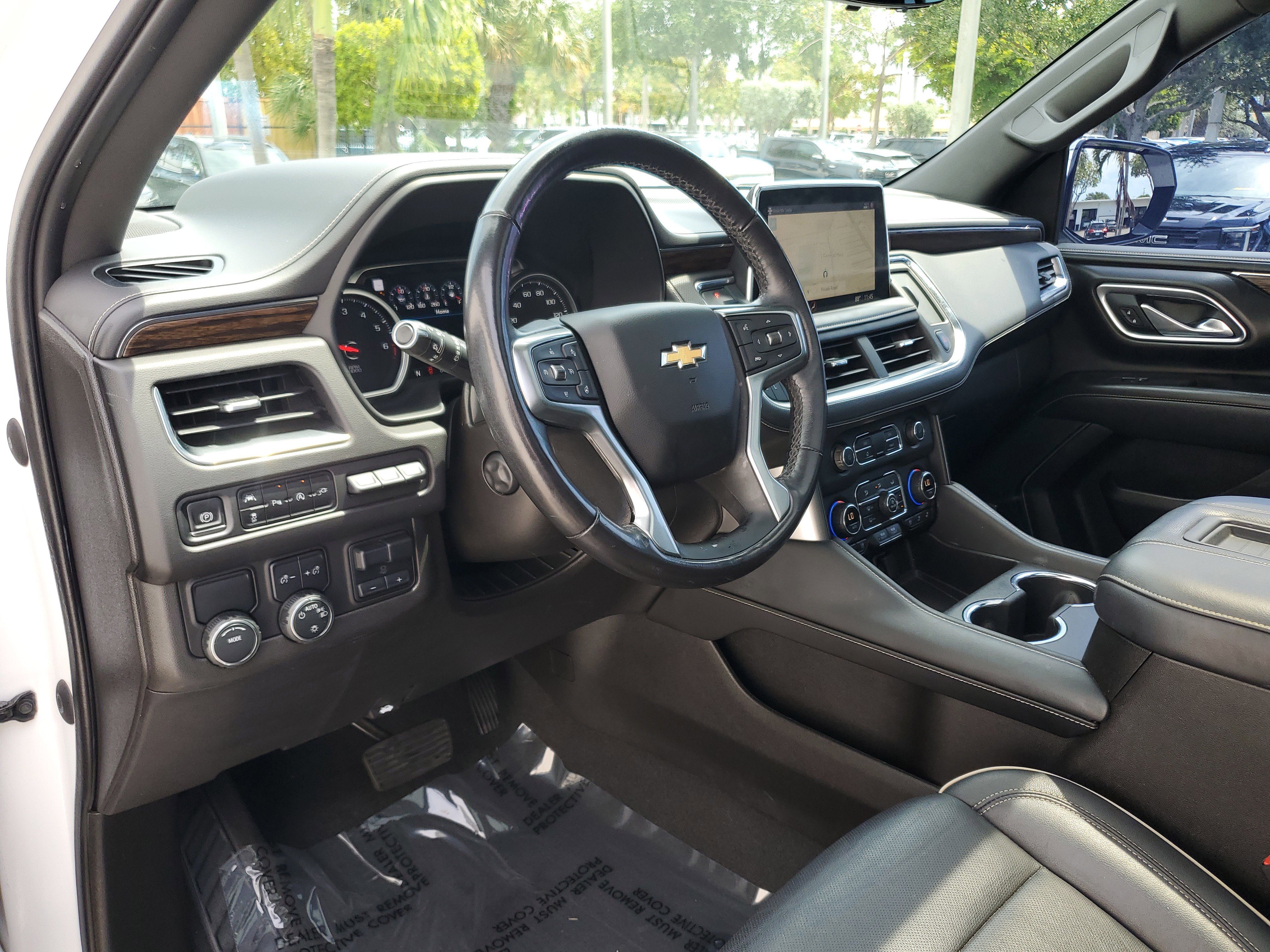 Used 2021 Chevrolet Tahoe Premier w/ Premium Package RWD image 24
